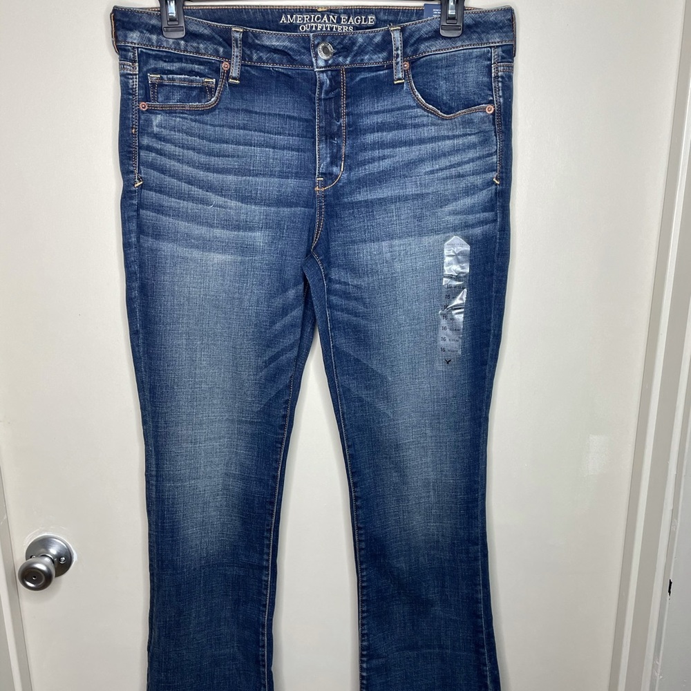 American Eagle Skinny Kick Jeans
